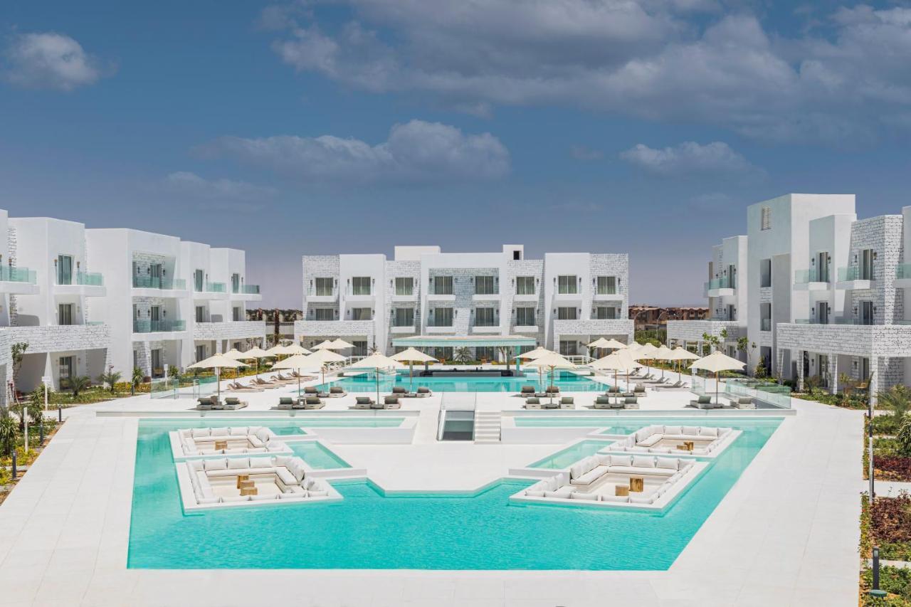Tanoak Resort Ain Sukhna Extérieur photo The hotel's main pool